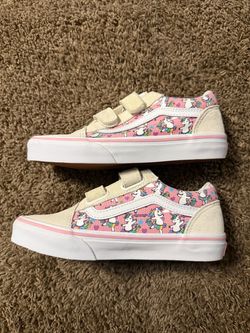 Brand New size 2.5 kids Vans Old Skool Kids Unicorn Print Sneakers