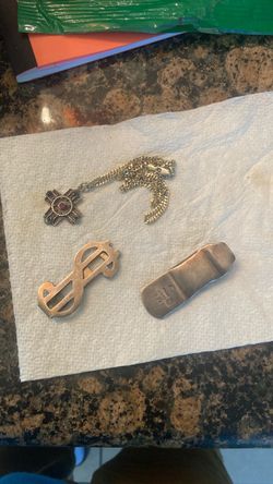 Silver-Tone Jewelry Lot – Necklace, Pendant, Clip