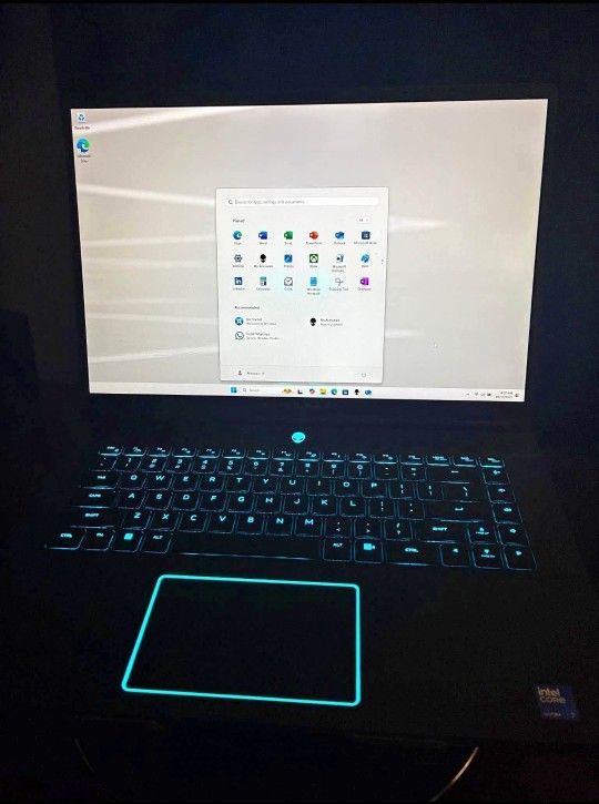 "Alienware m16 R2 Gaming Laptop- Intel Core i9 RTX 4070, 64GB RAM, 1TB SSD"