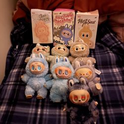 Bundle Of Labubus/Lafufus
