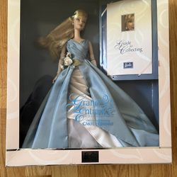 Grand Entrance Collectible   Barbie Doll 