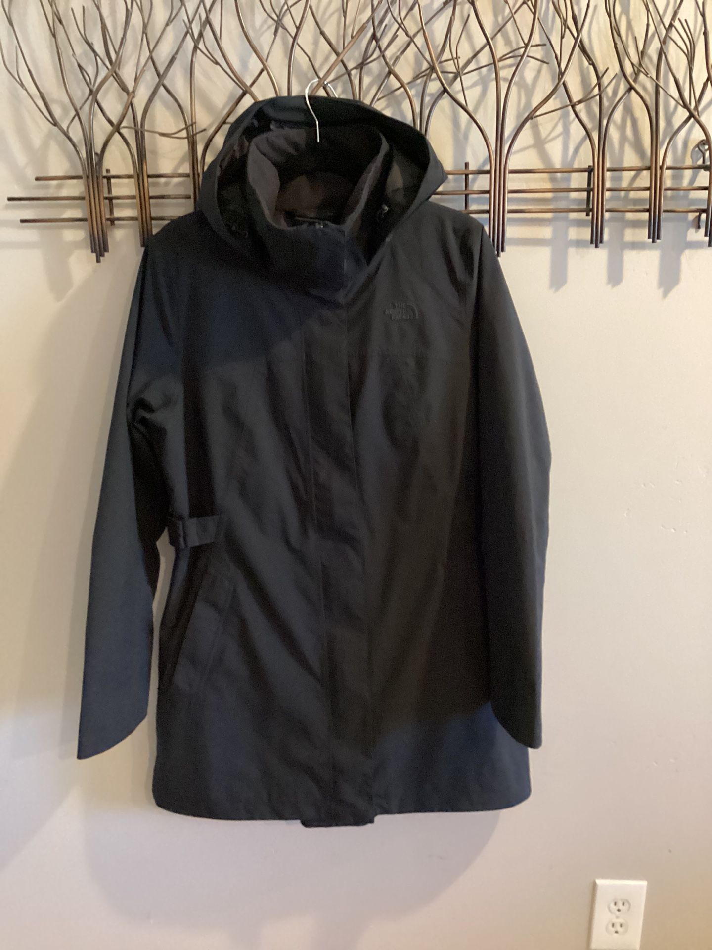 The North Face Women’s Laney Trench Raincoat