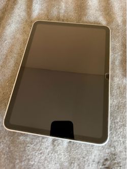 iPad 10th Gen 64GB (Wi-Fi + Cellular)