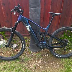 Electric MTB - Carbon Frame