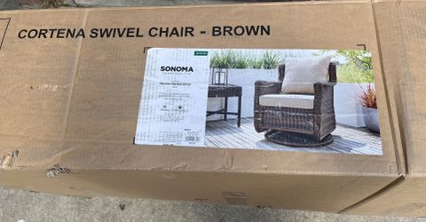 Sonoma Goods For Life Cortena Wicker Swivel Lounge Patio Chair