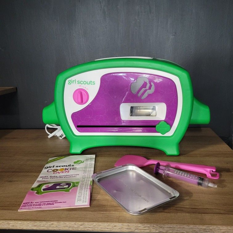 Girl Scout Wasy Bake Oven