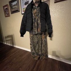 Women’s Camouflage Hunting Clothing 