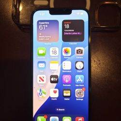 Iphone 13 128gb 67% Battery - Cracked back