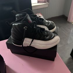 Jordan 12’s Size 12c