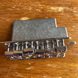 Tremelo Bridges-6 Screw