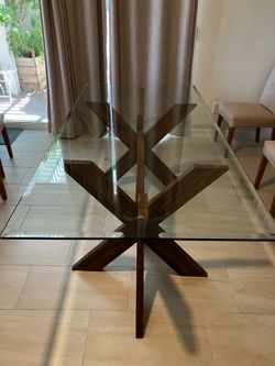 Tempered Glass Dining Table