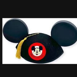 Mickey Mouse Ear Hat with Graduation Tassel - Adult size NWT Pick up location in the city of Pico Rivera