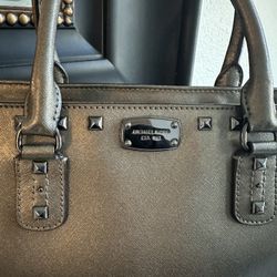 SILVER MK PURSE