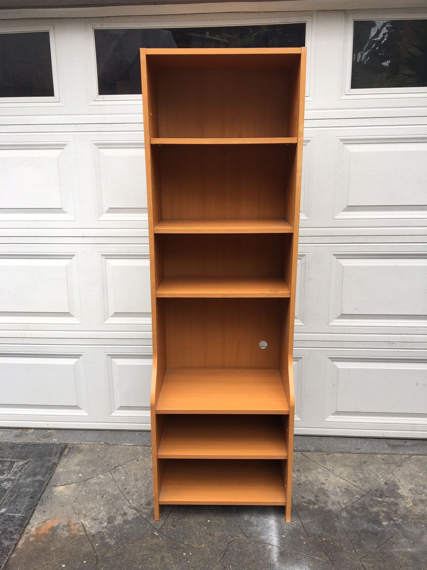 Modern maple melamine 6-layer shelves bookcase. Measurements 16 x 22 3/4 x 71