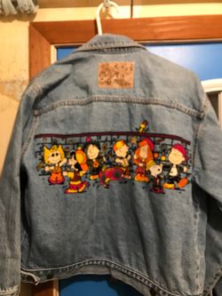 Vintage peanut’s by design, jean jacket, woman’s S, (READ DESCRIPTION)