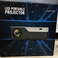 LED PORTABLE PROJECTOR - BRAND NEW 