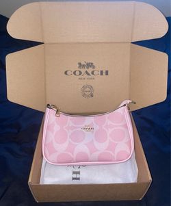 PINK COACH BAG!!! ( BRAND NEW) LOCATED IN HOUSTON TX!📍