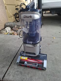 Shark Lift-Away DuoClean PowerFins Upright Vacuum