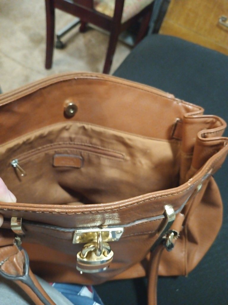 Apt, Purse,  Size, Large,  Light Brown,  Ex Condition , Regular Zippers  & Magnetic Closure, $20.00 Firm.  