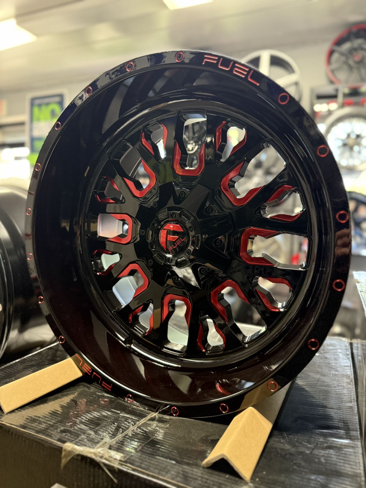 5x150 / 5x139.7 - UNIVERSAL 5 LUG - BRAND NEW IN BOX