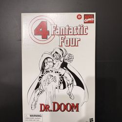 2020 Hasbro Marvel Legends Fantastic Four Retro Carded Doctor Doom