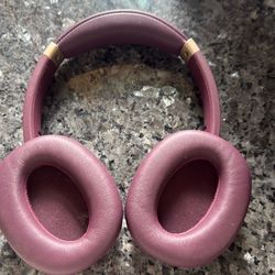 Heyday headphones. Noise cancellation