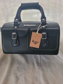 Dr.martens purse