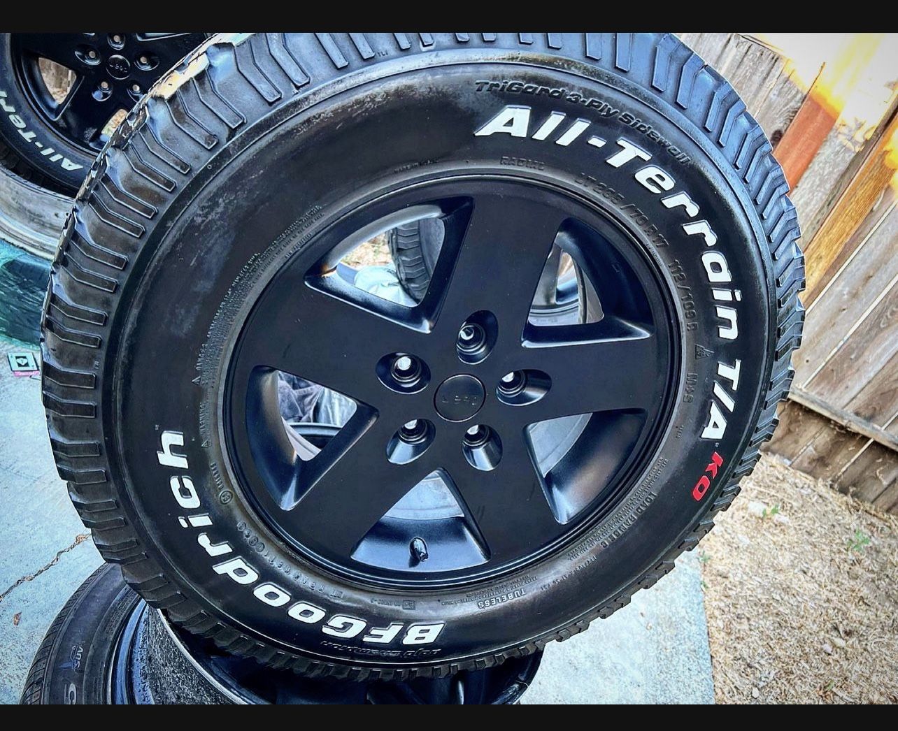 Jeep Wrangler Letter Wall Off-Road Wheels & Tires