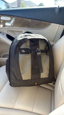 lowepro camera bag