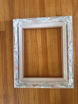 White Vintage Wood Picture Frame 20 X 17