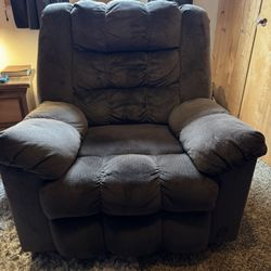Recliner Works Great
