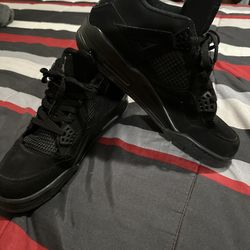Jordan 4 Black Cats Size 11