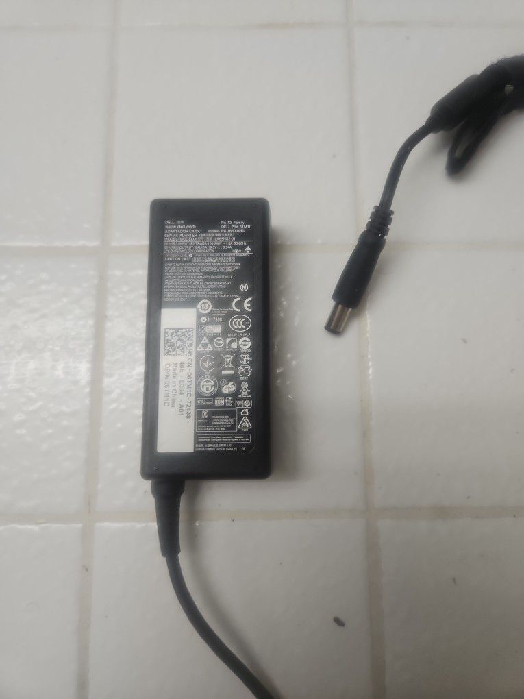 Dell 65W AC ADAPTER PA-12 Family 6TM1C