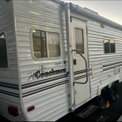 02’Coachmen  24Ft  Very Clean !! $6900