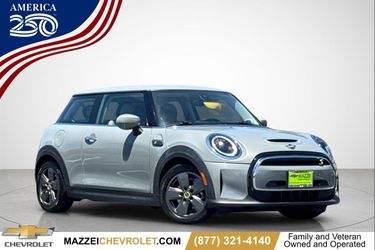 2023 Mini SE Hardtop