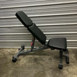 Ajustable Weigh Bench 
