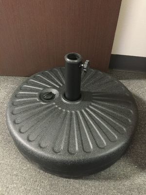New in box $25 each 50 lbs 20 inches diameter round 23 liter capacity waterfilled umbrella stand