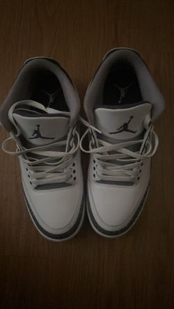 Jordan 3’s Midnight Navy’s (Size 9 N Half)