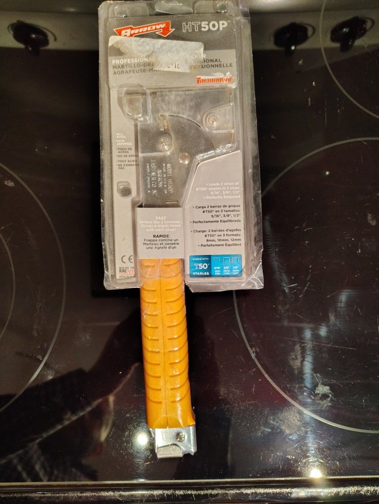 Hammer Tacker