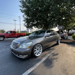 2005 Lexus LS 430