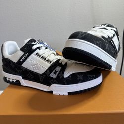 Trainer Size 9 Men