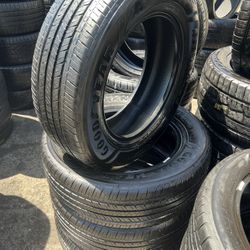 Set Of 4 Tires Goodyear Assurance 225/65/17 Installed And Balanced Set De 4 Goodyear Instaladas Y Balanceadas
