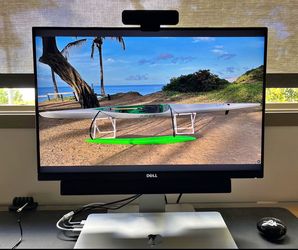 24” Dell Ultrasharp monitor,soundbar, & webcam