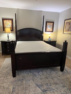 Queen bedroom set