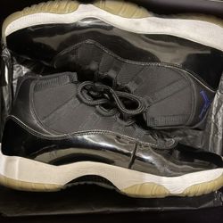 Jordan 11 Retro 'Space Jam' 2016