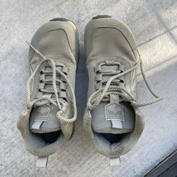 hiking boots Size 6 Altra -Lone Peak - women’s (retail $150)