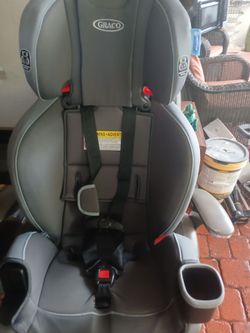 CAR SEAT
