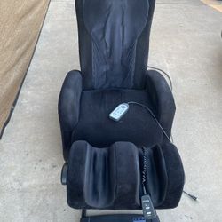 NICE MASSAGE CHAIR