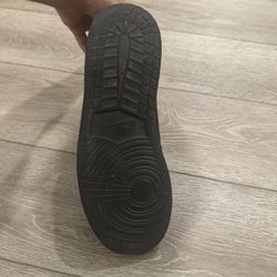 Nike Jordan 1 Mid Triple Black