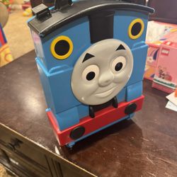 Thomas the Train & Friends Magnetic Train Set + Carrying Case 